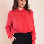 Camisa elegante con botones de Swarovski RIM