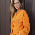 Cropped Tweed Jacket with Fancy Golden Botton-up Front