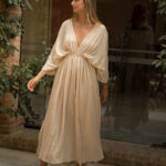 Robe en lin avec taille élastiquée
