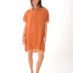 Robe courte en lin avec broderie